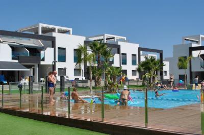 Stueetage lejlighed i Oasis Beach La Zenia 4 Nº 107 in España Casas