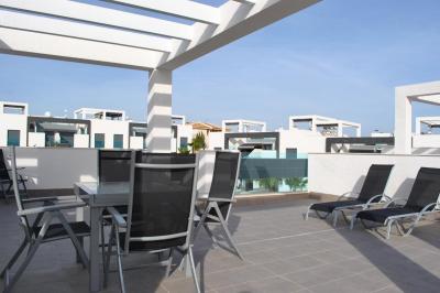 Topplägenhet i Oasis Beach Punta Prima 7 Nº 032 in España Casas