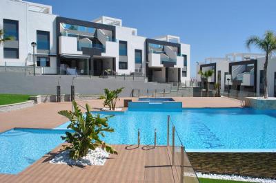 Beneden appartement in Oasis Beach Punta Prima 8 Nº 035 in España Casas