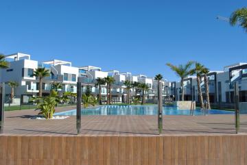 Penthouse in Oasis Beach El Raso 10 Nº 074 in España Casas