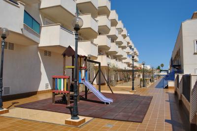 Appartement à Calle Elcano Zen, La Zenia in España Casas