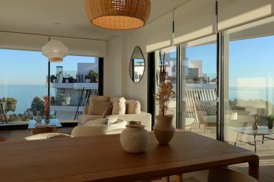 Appartements Allonbay Village / www.allonbayvillage.com in España Casas