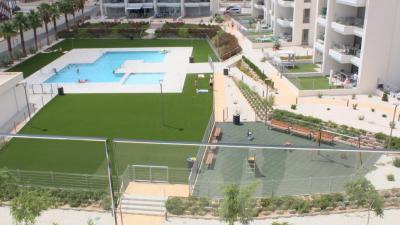 Alquilar ático en Residencia EMA Villamartín in España Casas