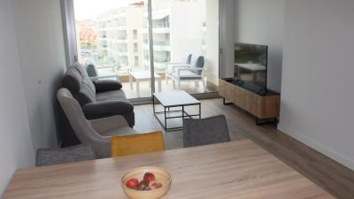 Alquilar ático en Residencia EMA Villamartín in España Casas